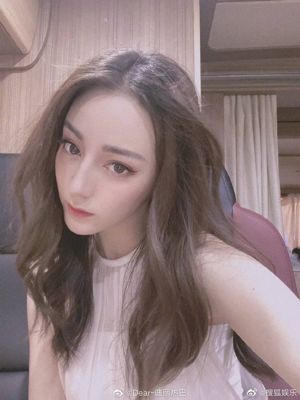 dilireba5.jpg dilireba5.jpg