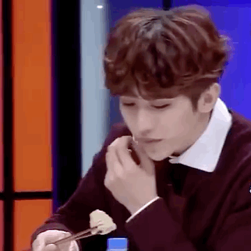 caixukun14.gif caixukun14.gif