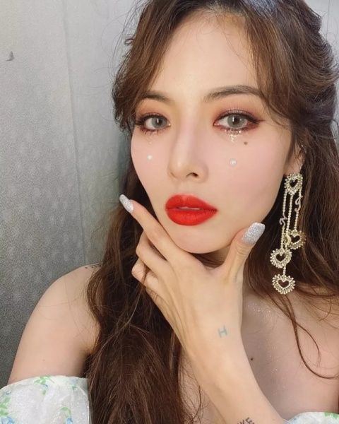 hyunah_01.jpg