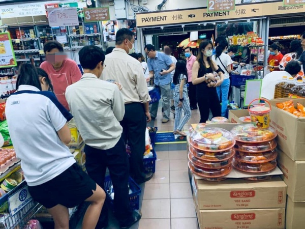market_01.jpg market_01.jpg