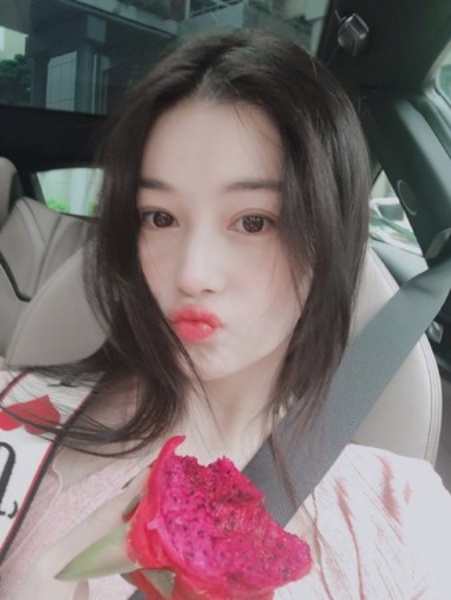 zhang_04.jpg zhang_04.jpg