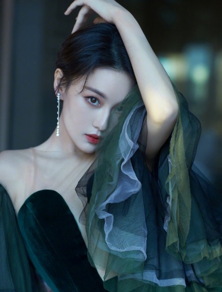 zhang_01.jpg zhang_01.jpg