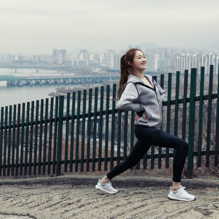 lee-sung-kyung-workout.png