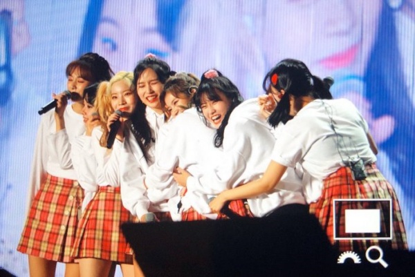 mina_04.jpg mina_04.jpg
