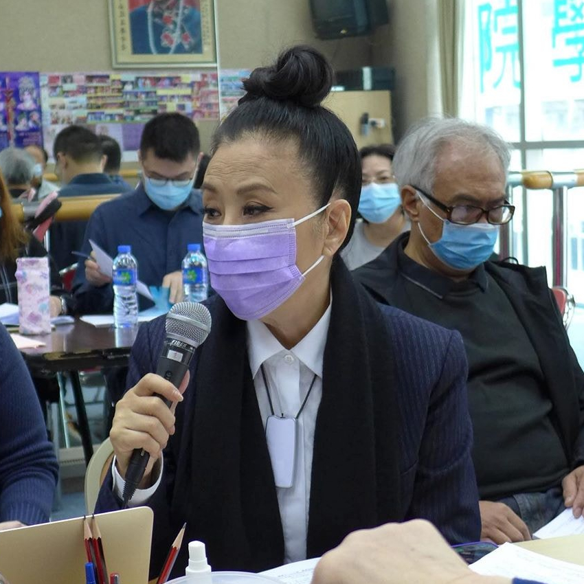 0221-Lisa2.jpg 0221-Lisa2.jpg