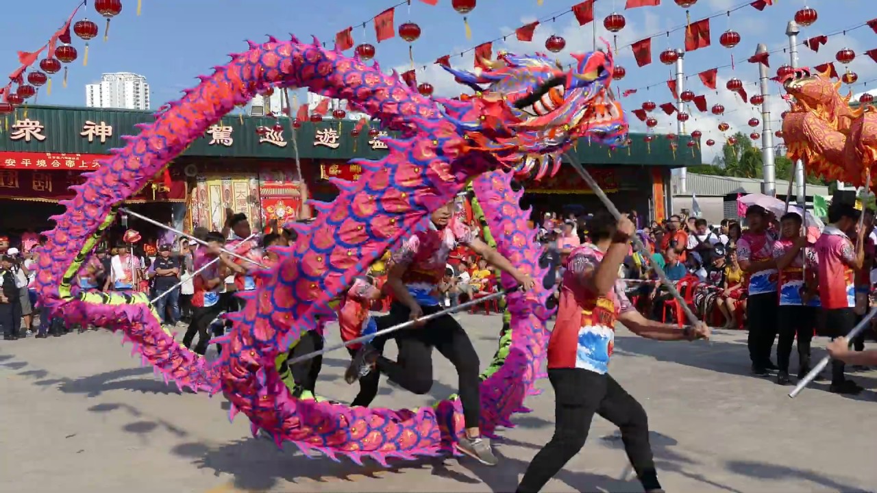 Dragon-Dance.jpg Dragon-Dance.jpg
