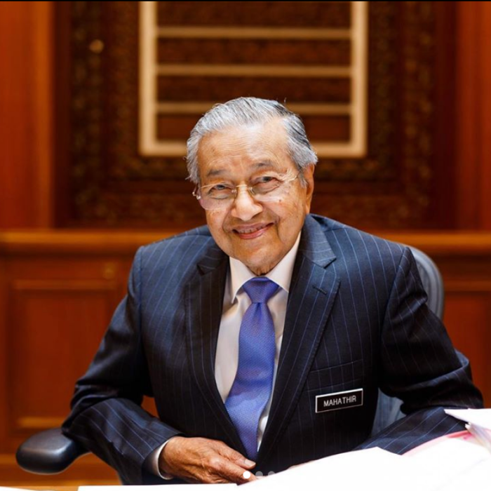 tun-mahathir-pm-malaysia-7th.png
