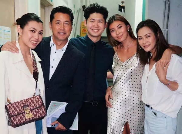 irisa_01.jpeg irisa_01.jpeg