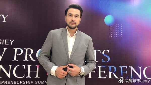 d4615209.jpg d4615209.jpg