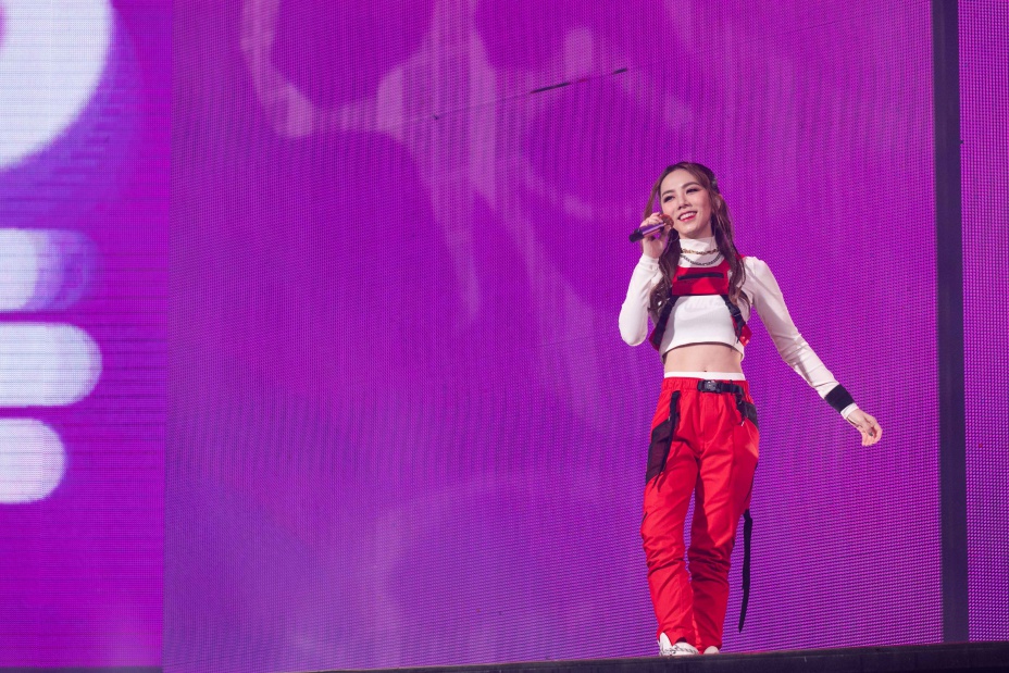 batch_1Z0A9244.jpg batch_1Z0A9244.jpg