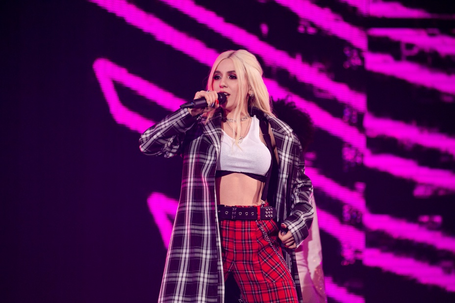 batch_kkbox-eva-2.jpg batch_kkbox-eva-2.jpg