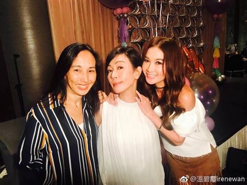 2373096-XXL.jpg 2373096-XXL.jpg