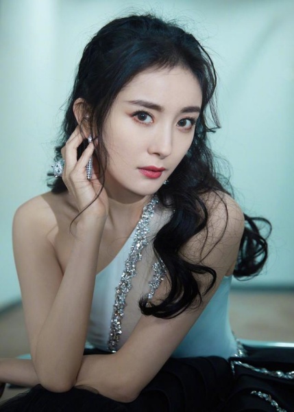 yangmi_01.jpg yangmi_01.jpg