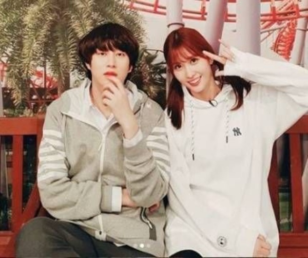 momo_04.jpg momo_04.jpg