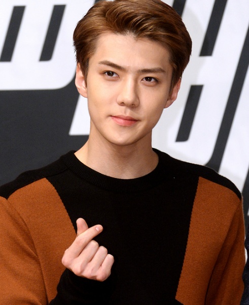 exo_06.jpg exo_06.jpg