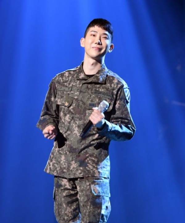 zhao_04.jpg zhao_04.jpg