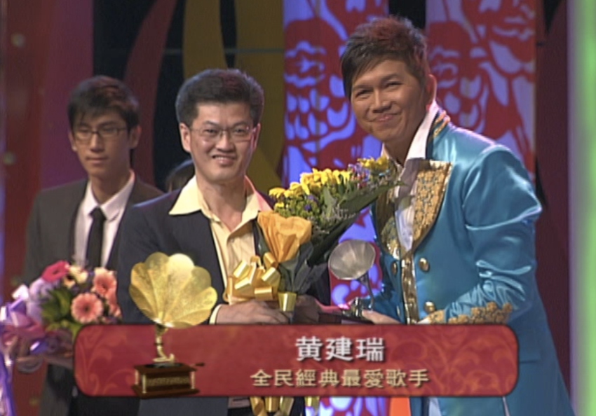 0708-Prize04.jpg 0708-Prize04.jpg