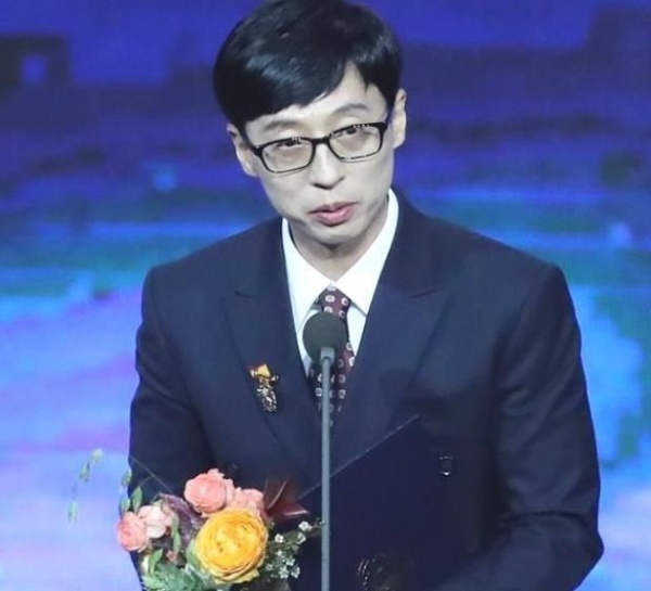 mc_02.jpg mc_02.jpg