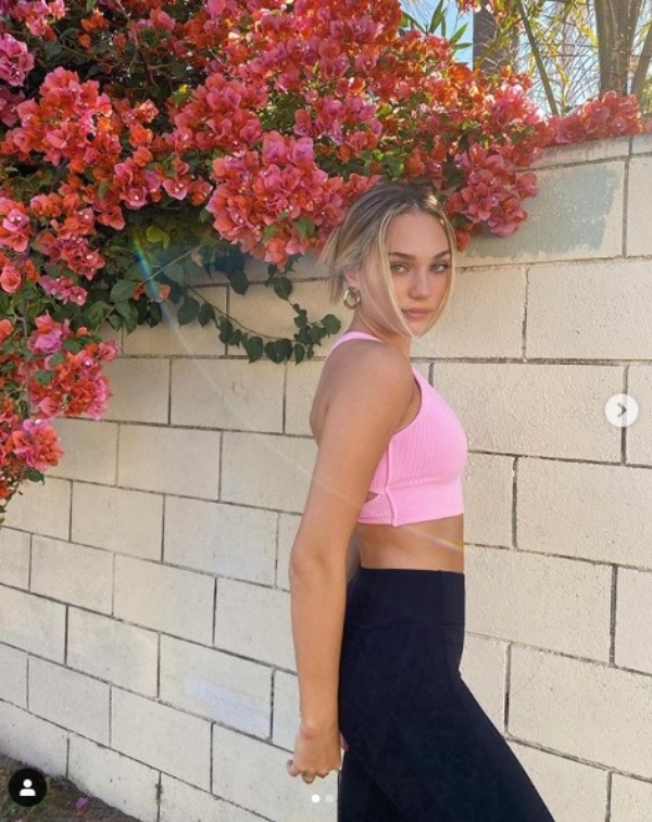 sia_10.jpg sia_10.jpg