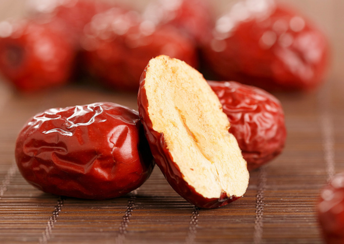 red-dates.png