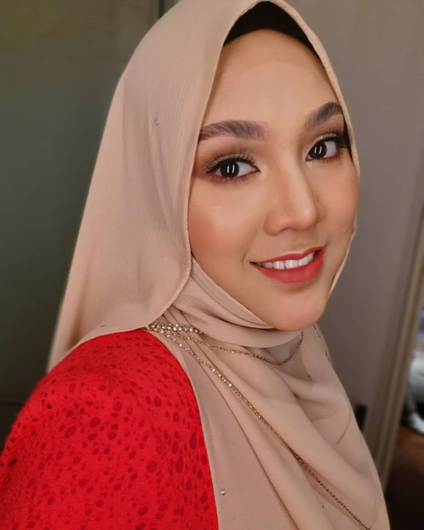 shila_02.jpg shila_02.jpg