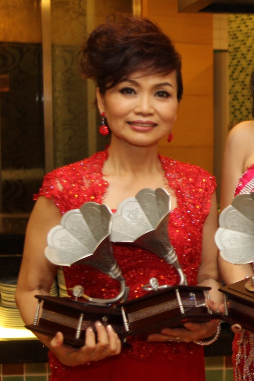 0708-Prize06.jpg 0708-Prize06.jpg