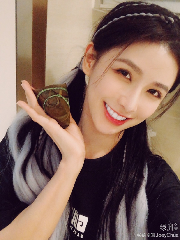 joey_02.jpg joey_02.jpg