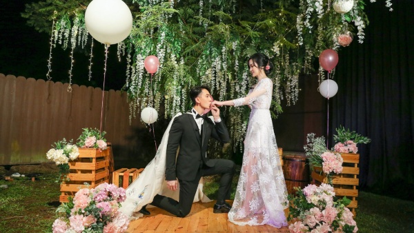 fake_04.jpg fake_04.jpg