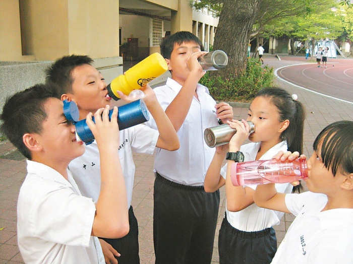 bottle-june16-3.jpg bottle-june16-3.jpg