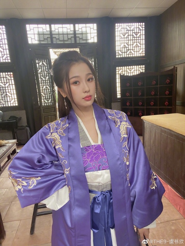 zhong_02.jpg zhong_02.jpg