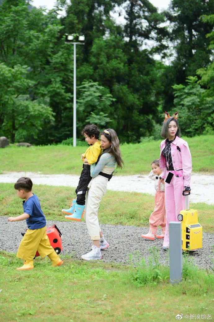 9e64-ivmqpch9922365.jpg 9e64-ivmqpch9922365.jpg