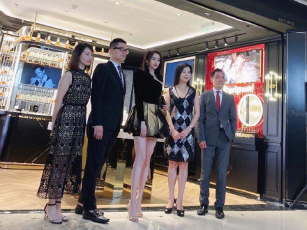 005XIkHaly1gfui8zaagnj30q30jkh6i.jpg 005XIkHaly1gfui8zaagnj30q30jkh6i.jpg