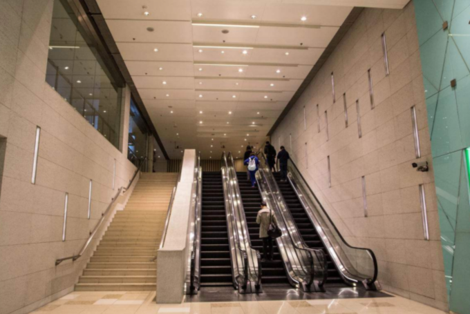 escalator.png