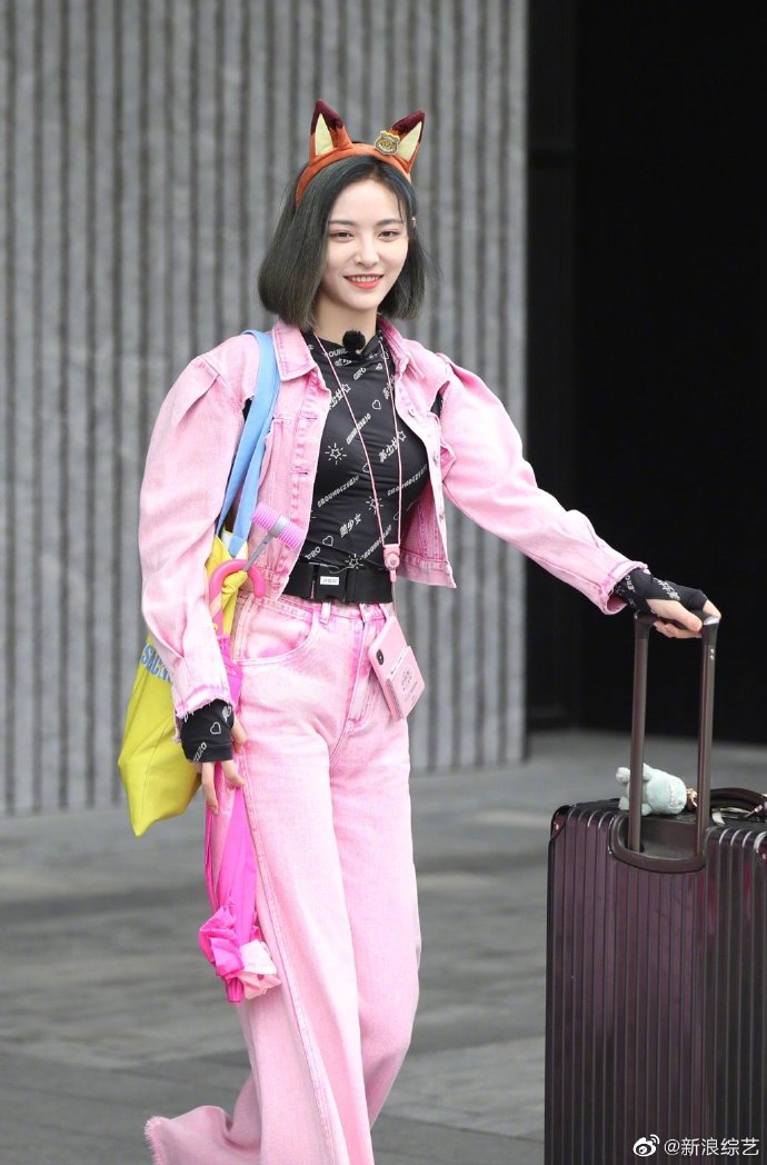 1ba0-ivmqpch9922345.jpg 1ba0-ivmqpch9922345.jpg