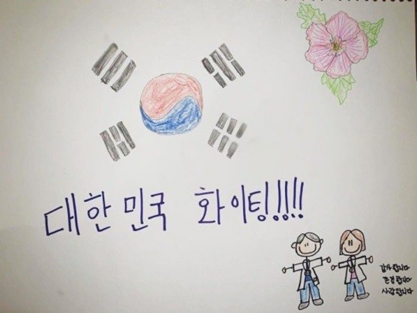 hyuna_07.jpg hyuna_07.jpg