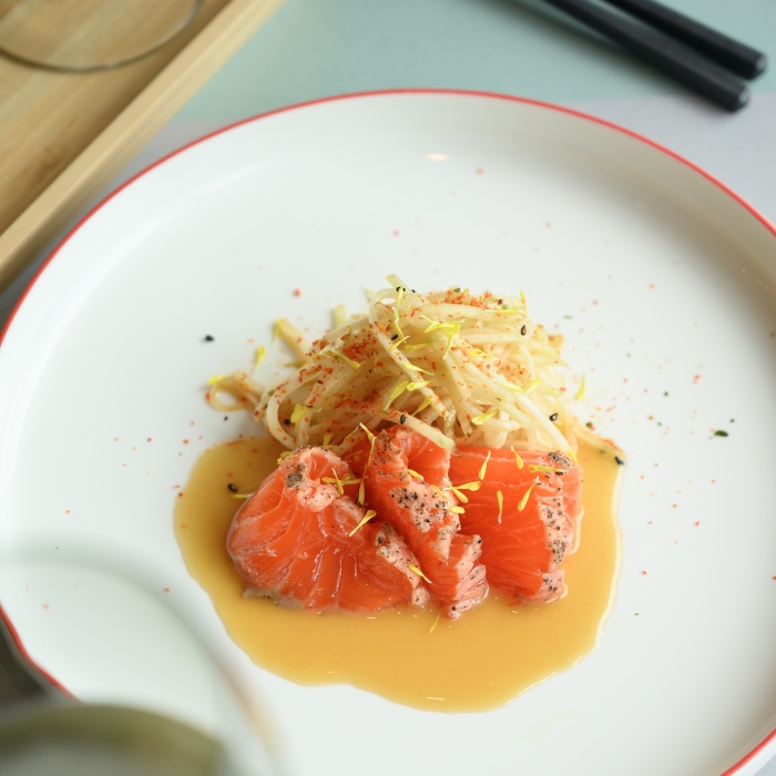 Aburi-Salmon-with-Kohlrabi-Salad.jpg Aburi-Salmon-with-Kohlrabi-Salad.jpg