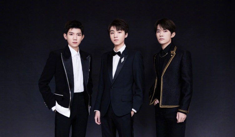 TFBOYS-Waited-for-Hours-Only-to-Find-Out-Their-Performance-was-Abruptly-Canceled-at-the-222019-iQiyi-Scream-Night22-Weibo_12-07-19.jpg TFBOYS-Waited-for-Hours-Only-to-Find-Out-Their-Performance-was-Abruptly-Canceled-at-the-222019-iQiyi-Scream-Night22-Weibo_12-07-19.jpg