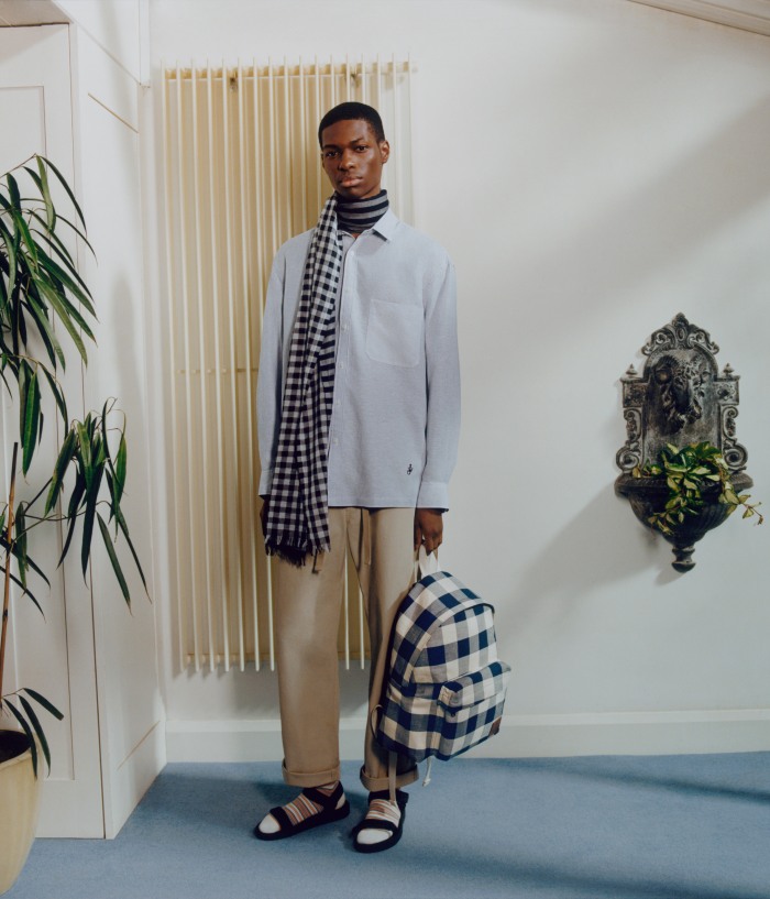 jw-anderson-uniqlo-2020-spring-collection.jpg jw-anderson-uniqlo-2020-spring-collection.jpg