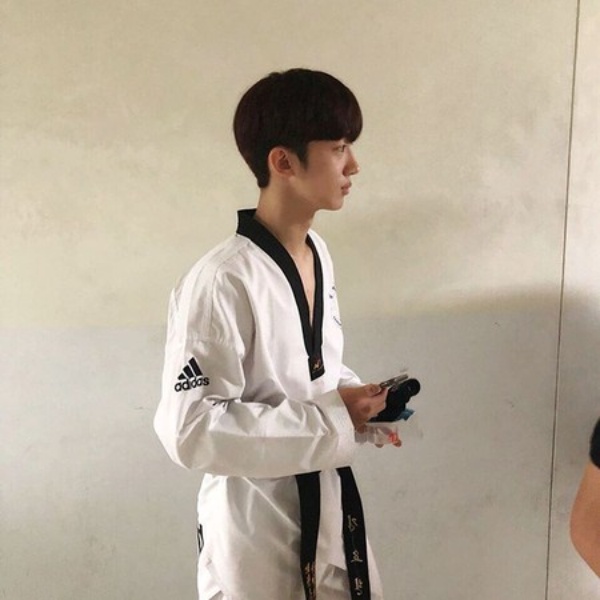 jin_03.jpg jin_03.jpg