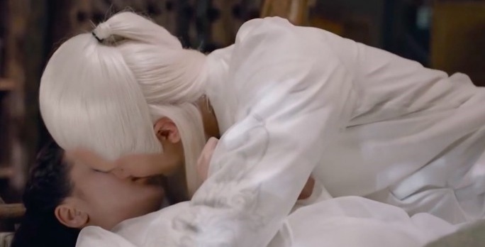 3083772_3.jpg 3083772_3.jpg