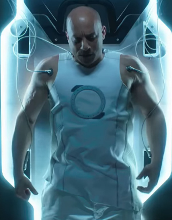 bloodshot_02.jpg bloodshot_02.jpg