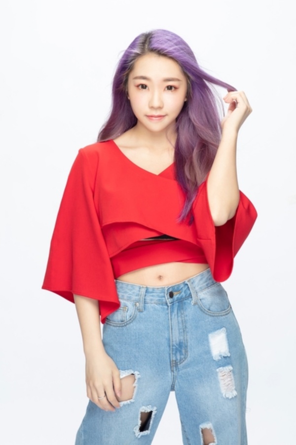 ivy_04.jpg ivy_04.jpg