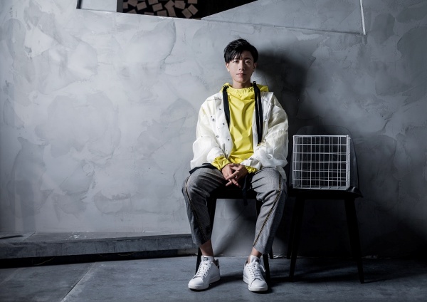 weibird_02.jpg weibird_02.jpg