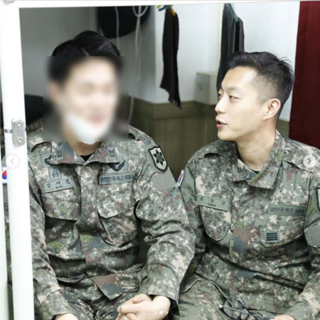 d4758074.jpg d4758074.jpg