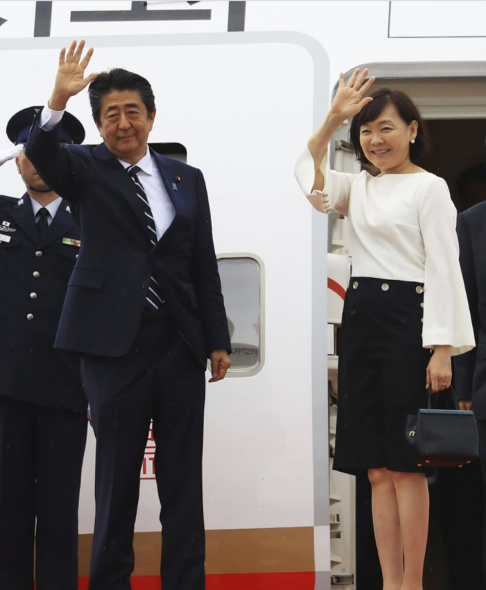 akie-abe-dress.png akie-abe-dress.png