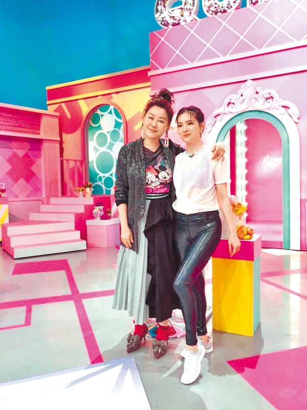 pink_02.jpg pink_02.jpg