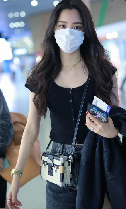 681be6a4ly1gf1chc6ecqj20sj1bd4lv.jpg 681be6a4ly1gf1chc6ecqj20sj1bd4lv.jpg