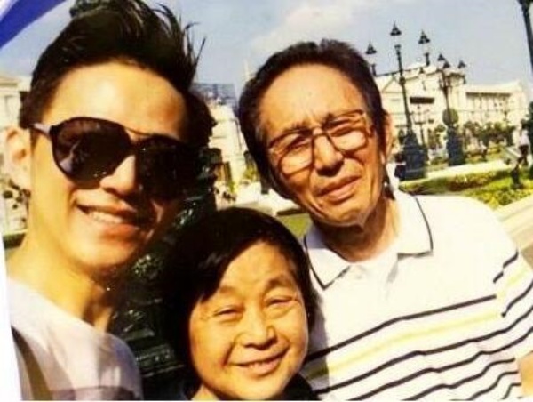 he_03.jpeg he_03.jpeg