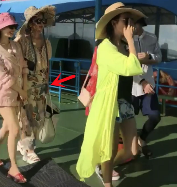 wife_05.png wife_05.png