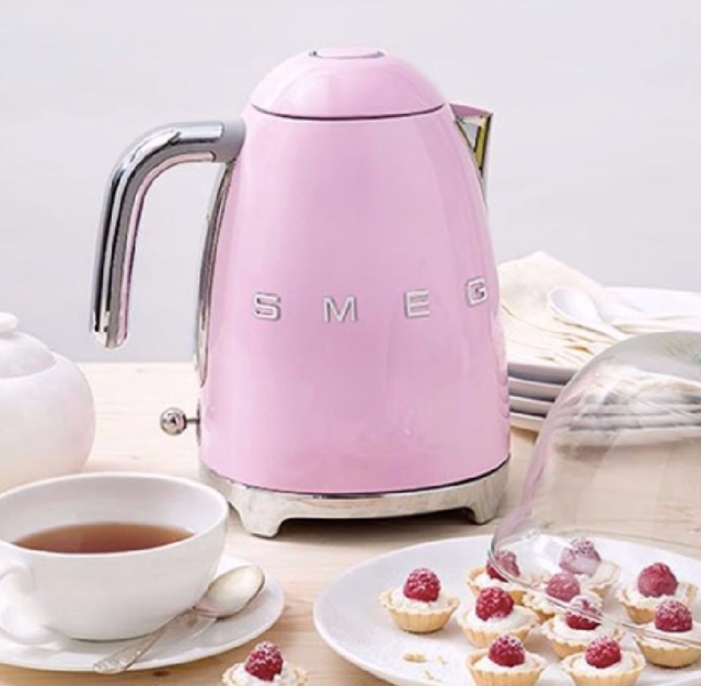 smeg-kettle.png